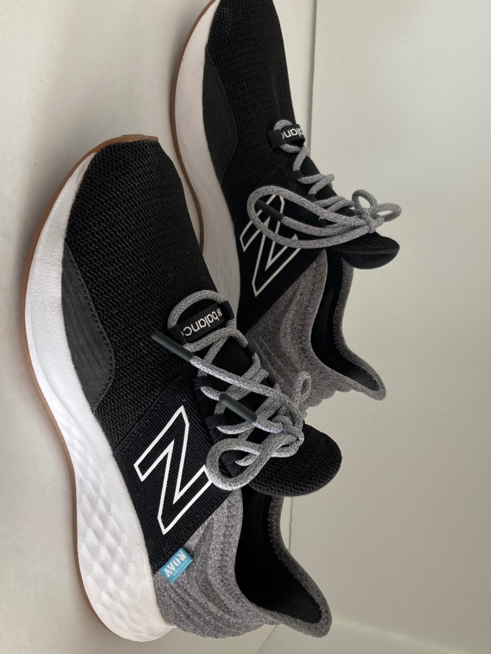 New Balance Fresh Foam ROAV Sneakers Womens 8 Black Slip On Running Shoes NWOT - Picture 4 of 16